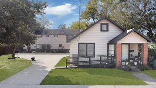 605 E Hunnicutt Street C, Baytown, TX 77520