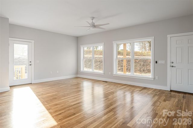 93 Locust Grove Road, Weaverville, NC 28787