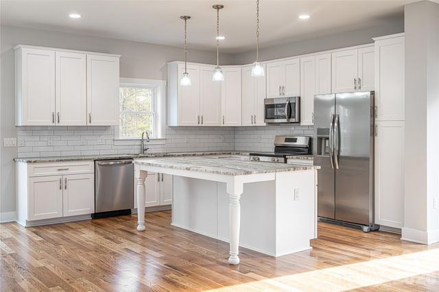 93 Locust Grove Road, Weaverville, NC 28787