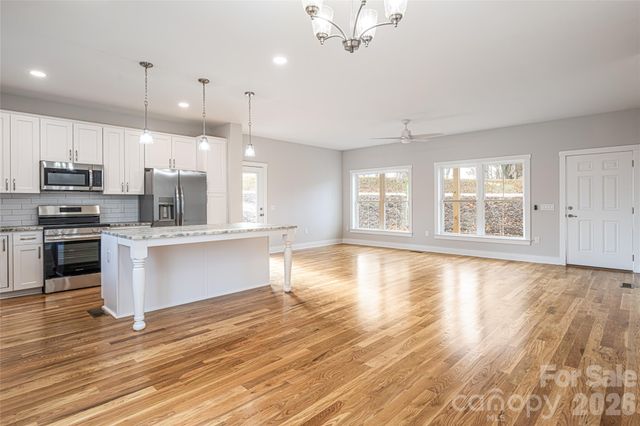 93 Locust Grove Road, Weaverville, NC 28787