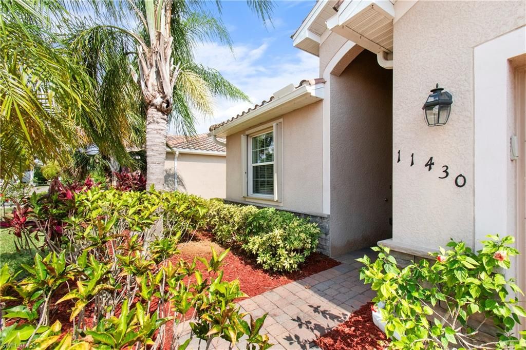 11430 Icarus CIR, LEHIGH ACRES, FL 33971 — photo 4
