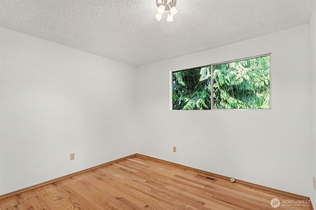 11617 7th Avenue SW, Seattle, WA 98146