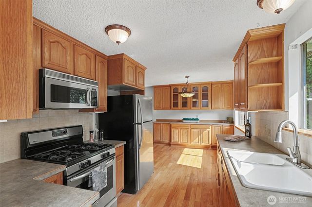 11617 7th Avenue SW, Seattle, WA 98146
