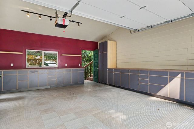 11617 7th Avenue SW, Seattle, WA 98146