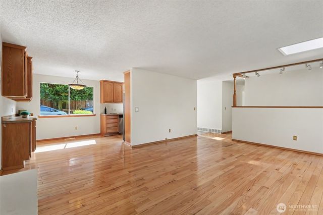11617 7th Avenue SW, Seattle, WA 98146
