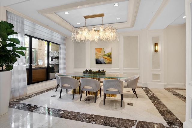 3400 SW 27th Avenue 902, Miami, FL 33133