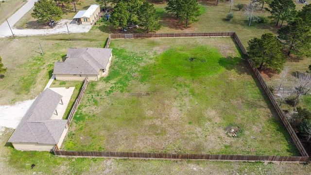 156 County Road 4862, Dayton, TX 77535