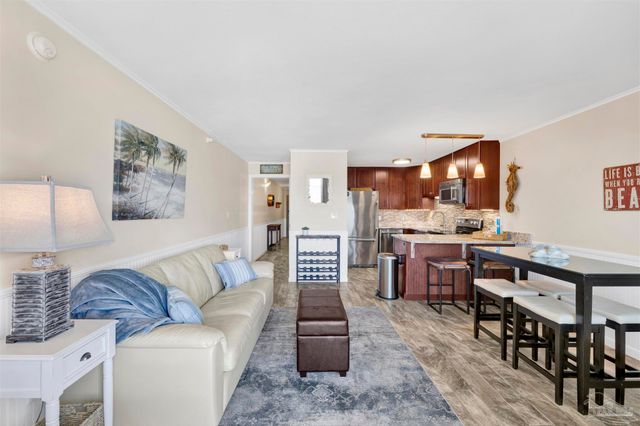 13785 Perdido Key Dr 13, Pensacola, FL 32507