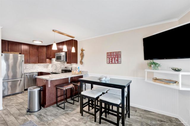 13785 Perdido Key Dr 13, Pensacola, FL 32507