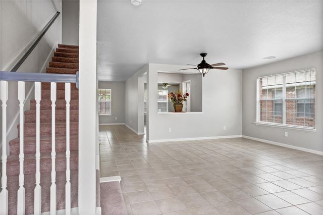 4806 Quiet Canyon Drive, Friendswood, TX 77546