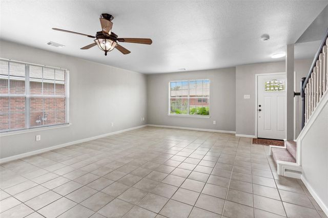 4806 Quiet Canyon Drive, Friendswood, TX 77546