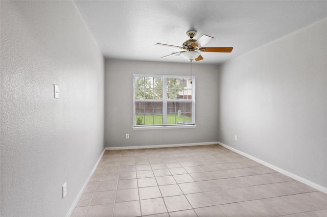 4806 Quiet Canyon Drive, Friendswood, TX 77546