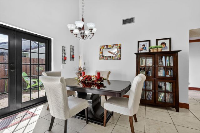 6171 NW 170th Lane, Hialeah, FL 33015