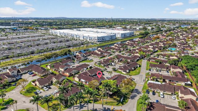 6171 NW 170th Lane, Hialeah, FL 33015