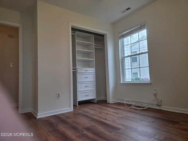 129 Tulip Lane, Freehold, NJ 07728