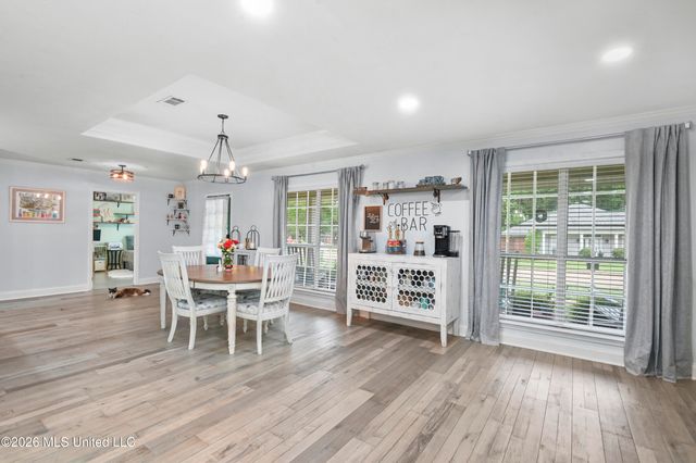 208 Boxwood Circle, Brandon, MS 39047
