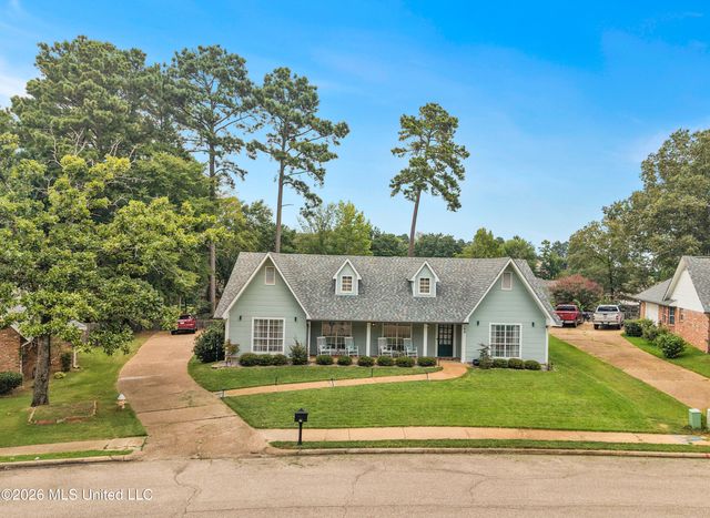 208 Boxwood Circle, Brandon, MS 39047
