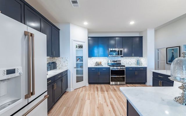 135 Van Conder Place, Hendersonville, TN 37075