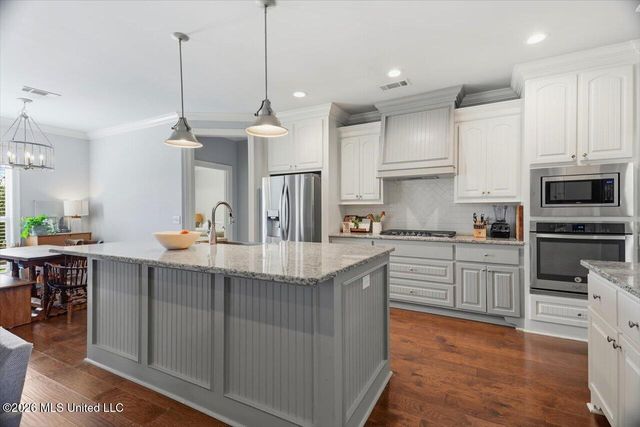 120 Emerald Drive, Brandon, MS 39047