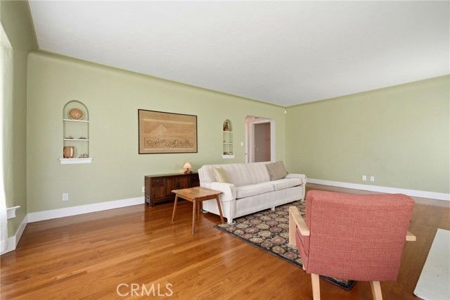 1647 N Harrison, Fresno, CA 93704