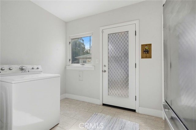 1647 N Harrison, Fresno, CA 93704