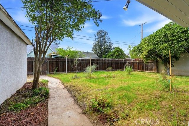 1647 N Harrison, Fresno, CA 93704