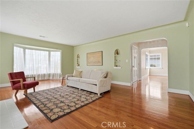 1647 N Harrison, Fresno, CA 93704