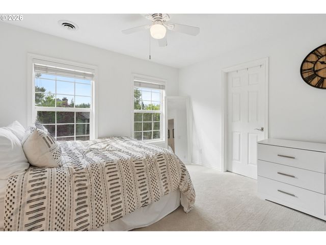 3722 Nw LORIANN Dr, Portland, OR 97229