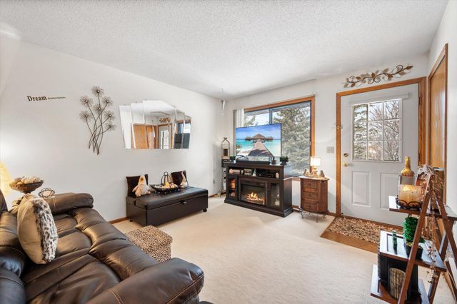 13154 90th Place N, Maple Grove, MN 55369