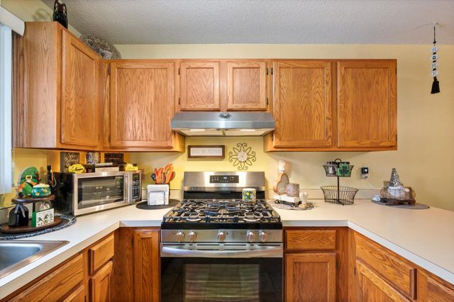 13154 90th Place N, Maple Grove, MN 55369