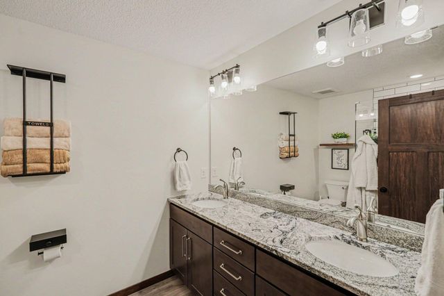 22035 Brenly Way, Rogers, MN 55374