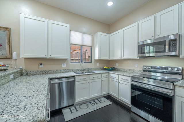 303 E Croydon Park Road, Tucson, AZ 85704