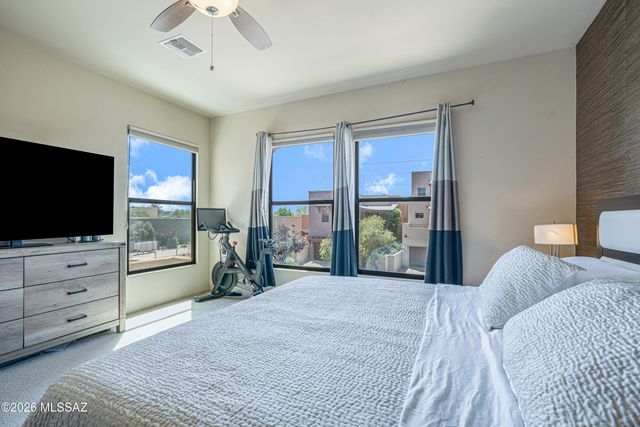 303 E Croydon Park Road, Tucson, AZ 85704