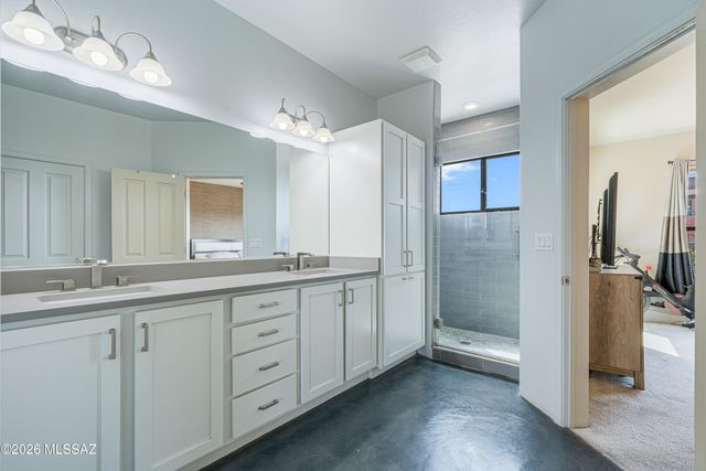 303 E Croydon Park Road, Tucson, AZ 85704