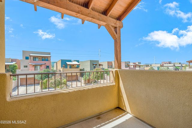 303 E Croydon Park Road, Tucson, AZ 85704
