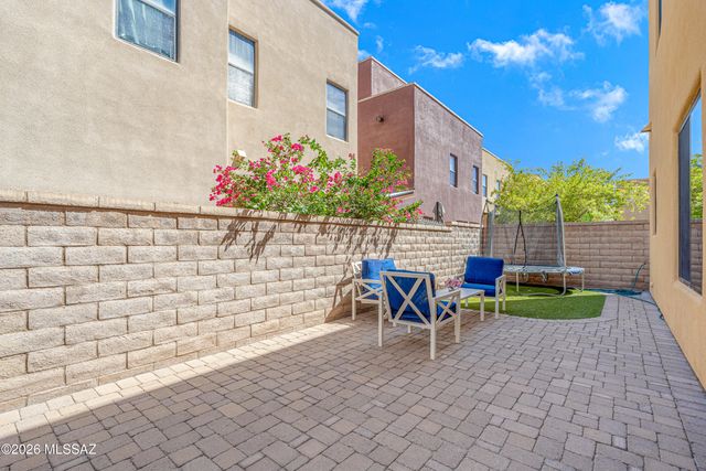 303 E Croydon Park Road, Tucson, AZ 85704