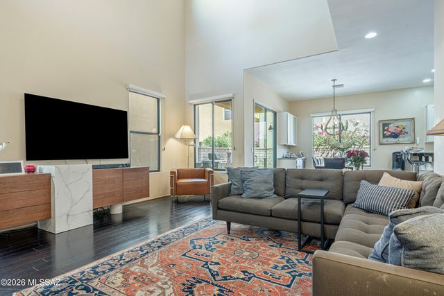 303 E Croydon Park Road, Tucson, AZ 85704