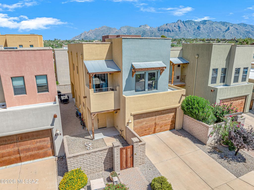 303 E Croydon Park Road, Tucson, AZ 85704