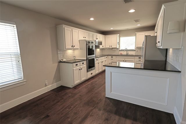 4821 New Hope Road, Aubrey, TX 76227