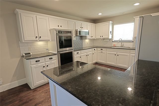 4821 New Hope Road, Aubrey, TX 76227