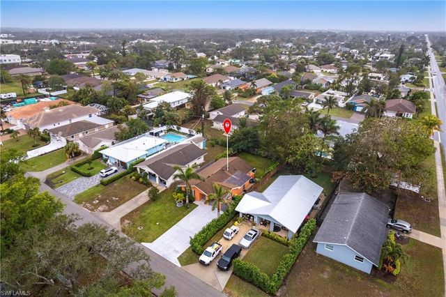 808 110th AVE N, Naples, FL 34108