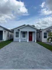 3731 Saginaw Avenue, West Palm Beach, FL 33409