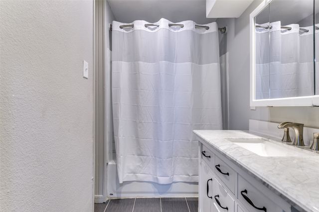 110 Rs County Road 1535, Point, TX 75472