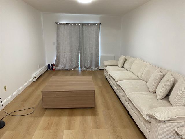 1230 Estates Lane 1136, Bayside, NY 11360