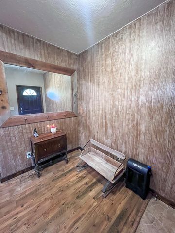 24723 County Road 211, Flemington, MO 65650