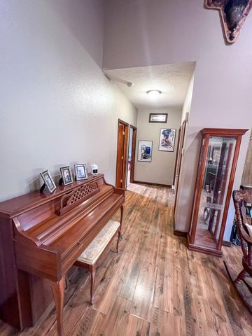 24723 County Road 211, Flemington, MO 65650