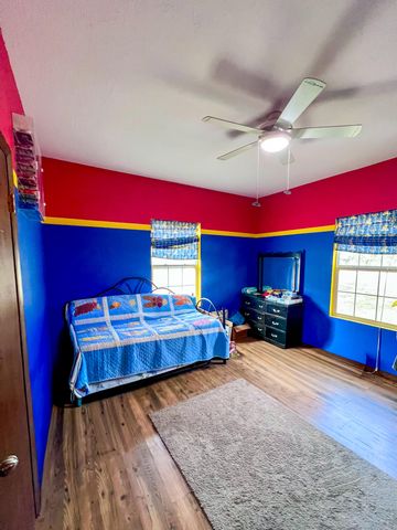 24723 County Road 211, Flemington, MO 65650