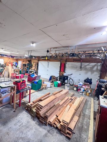 24723 County Road 211, Flemington, MO 65650