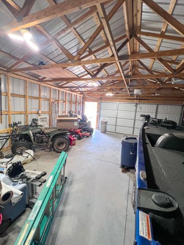 24723 County Road 211, Flemington, MO 65650