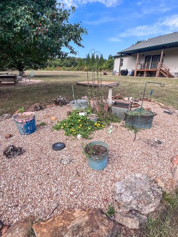 24723 County Road 211, Flemington, MO 65650